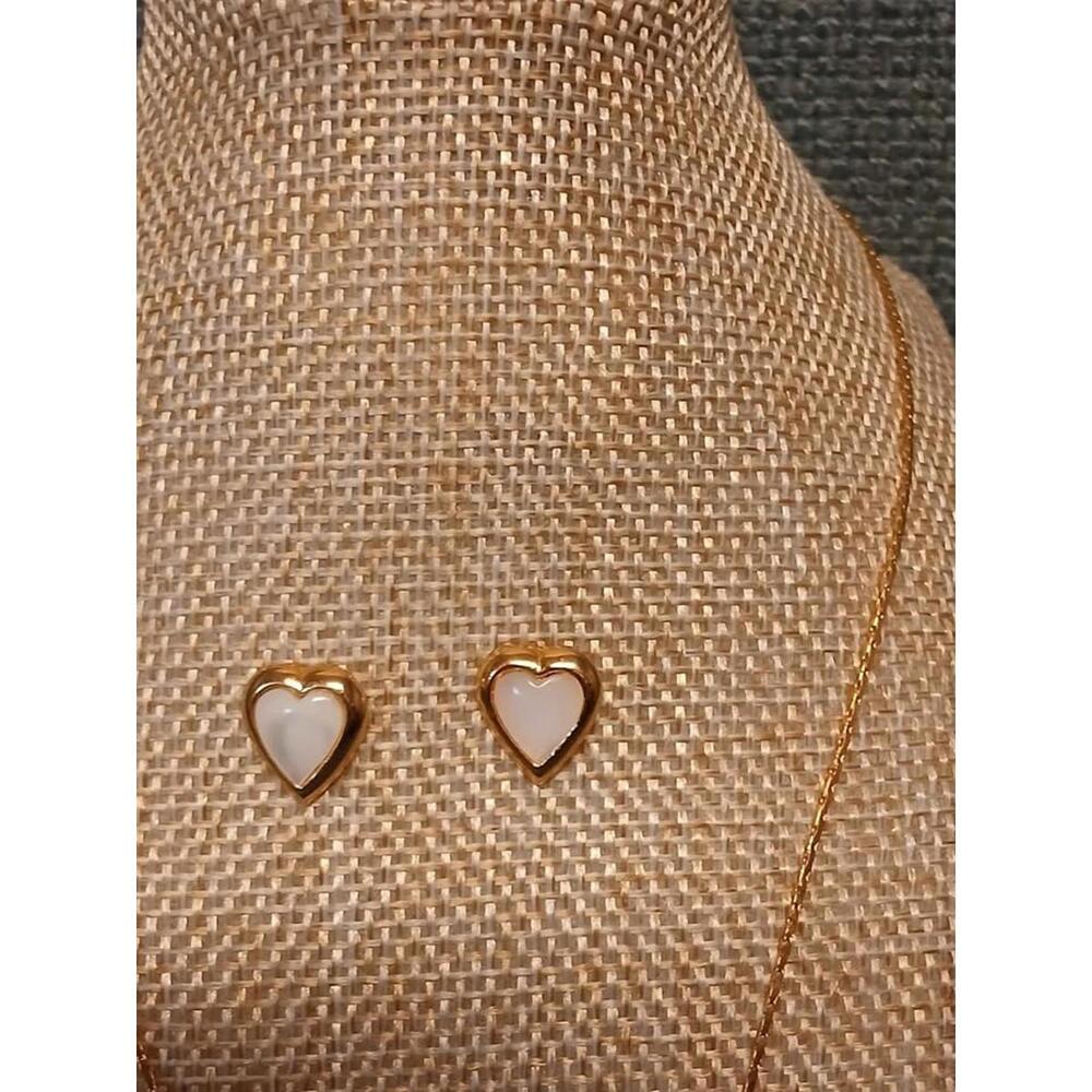 Gold Tone‎ Necklace with Heart Pendant and Pierced Heart Earrings Set - Picture 2 of 5